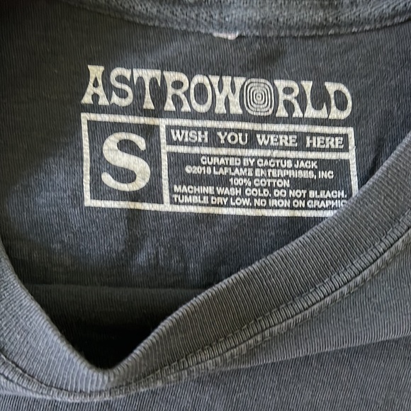Authentic Travis Scott Astroworld Merch - Picture 3 of 4